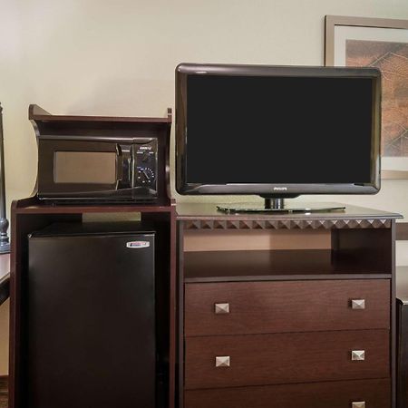 Hampton Inn Charlotte University Place Екстер'єр фото