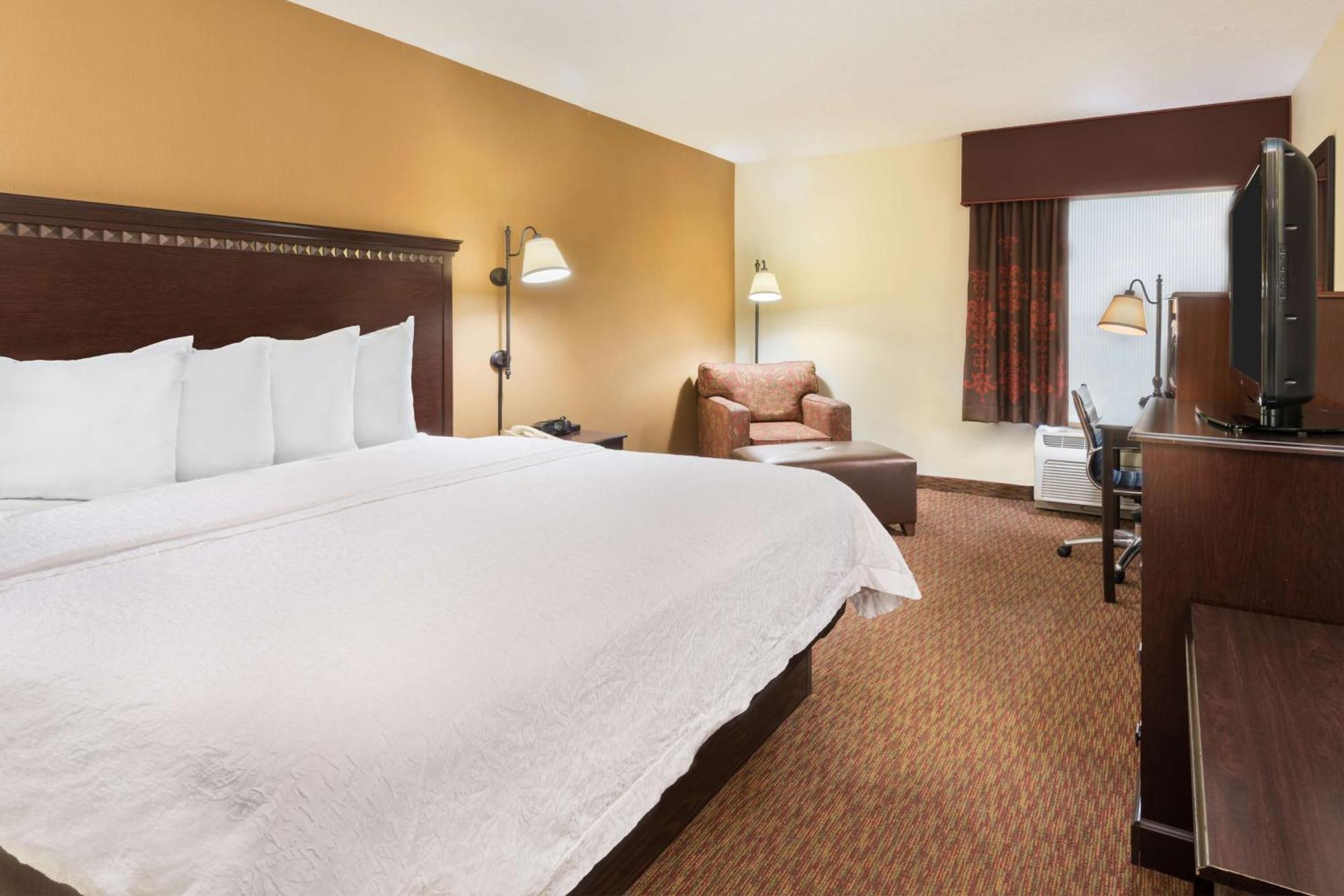 Hampton Inn Charlotte University Place Екстер'єр фото
