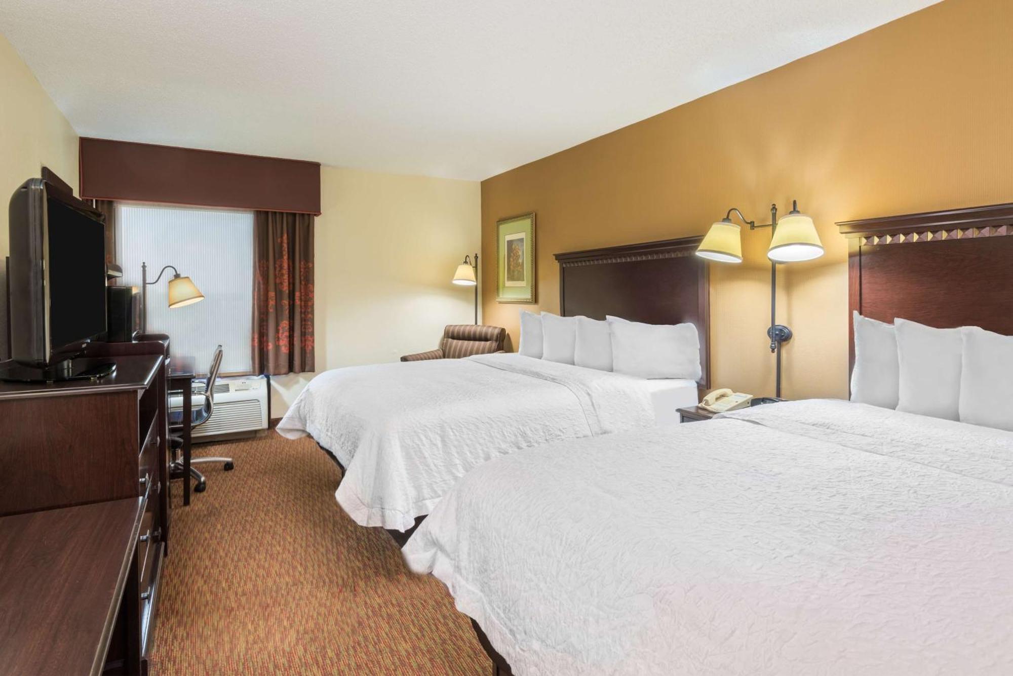 Hampton Inn Charlotte University Place Екстер'єр фото