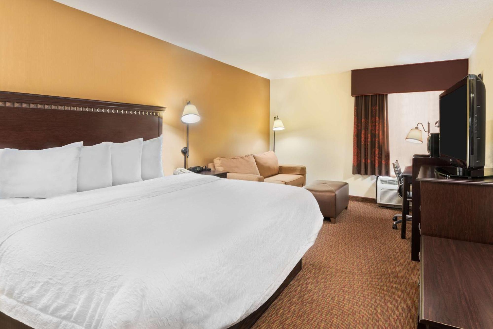 Hampton Inn Charlotte University Place Екстер'єр фото