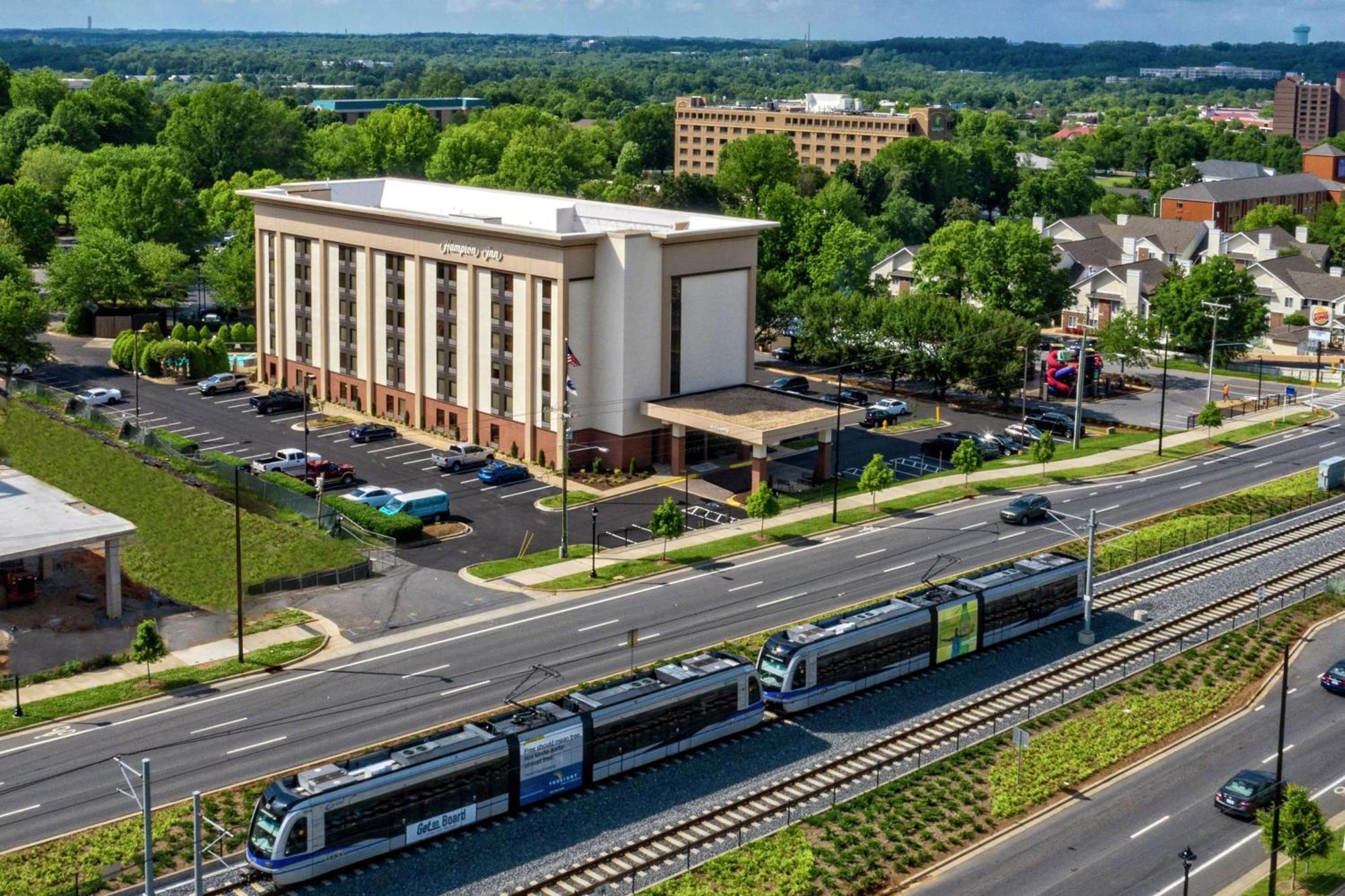 Hampton Inn Charlotte University Place Екстер'єр фото
